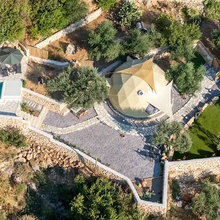 Gogna Luxury Domes - Golden Fig העיירה רתימנו