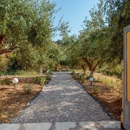 Gogna Luxury Domes - Golden Fig דירה