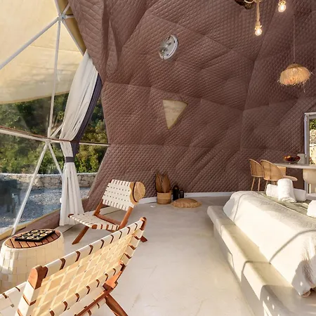 Gogna Luxury Domes - Golden Fig העיירה רתימנו